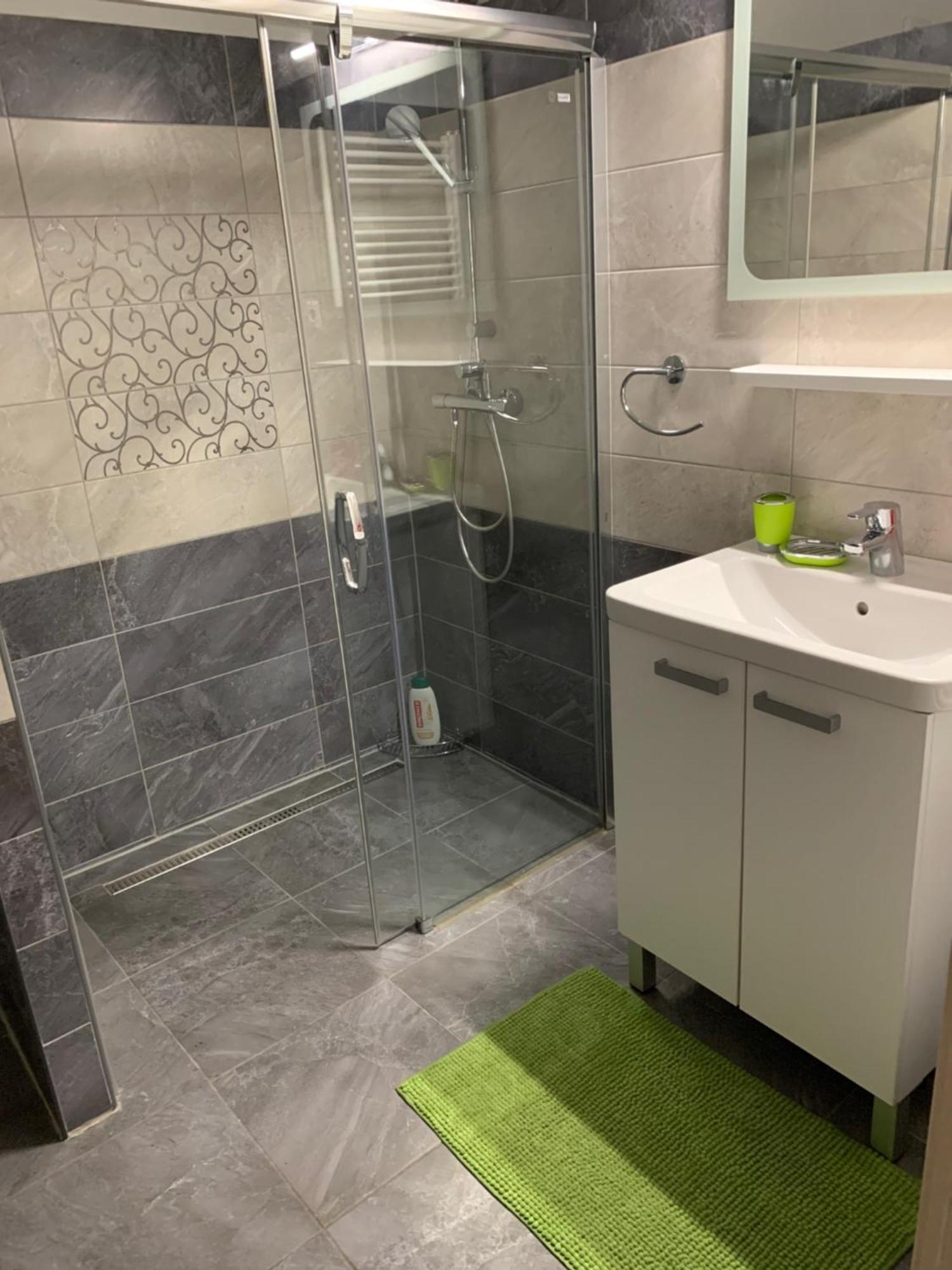 Apartman Emes S Terasou Kezmarok Luaran gambar
