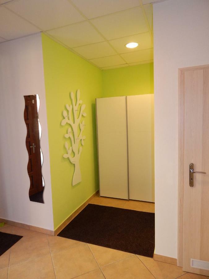 Apartman Emes S Terasou Kezmarok Bilik gambar